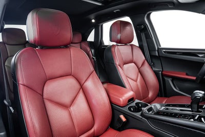 2024 Porsche Macan T