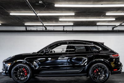 2022 Porsche Macan S