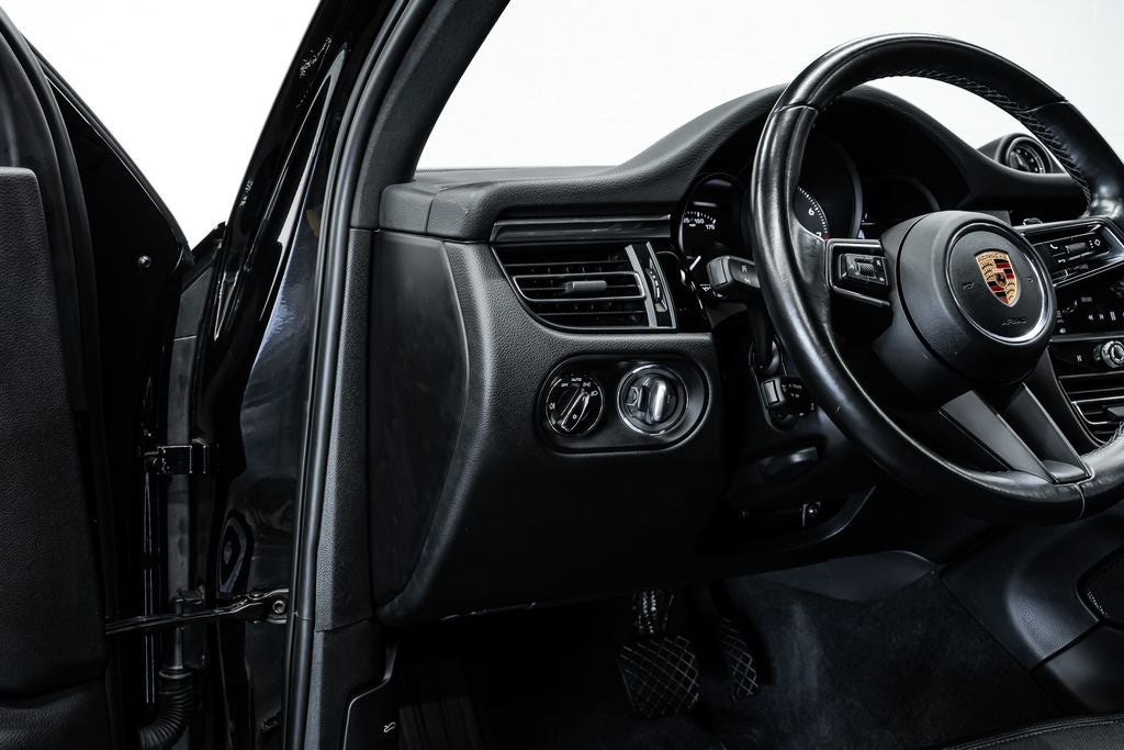 2022 Porsche Macan S