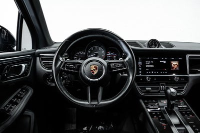2022 Porsche Macan S
