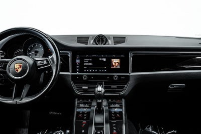 2022 Porsche Macan S