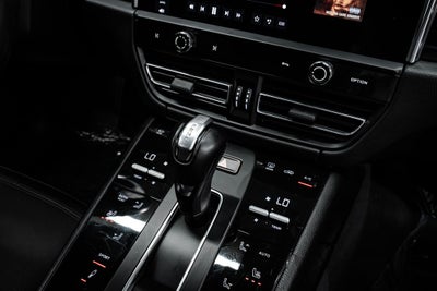 2022 Porsche Macan S