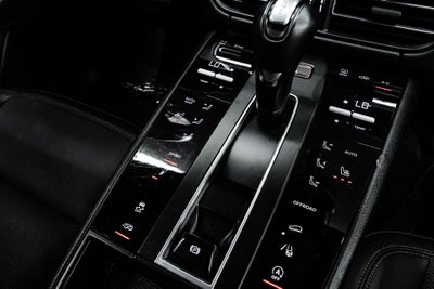 2022 Porsche Macan S