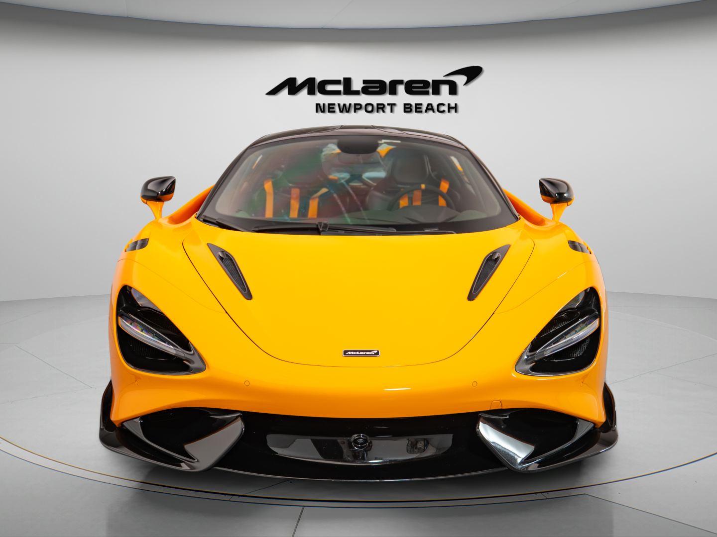 2021 McLaren 765LT Coupe