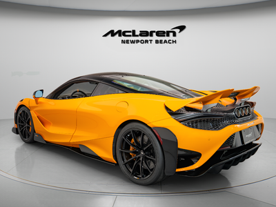 2021 McLaren 765LT Coupe