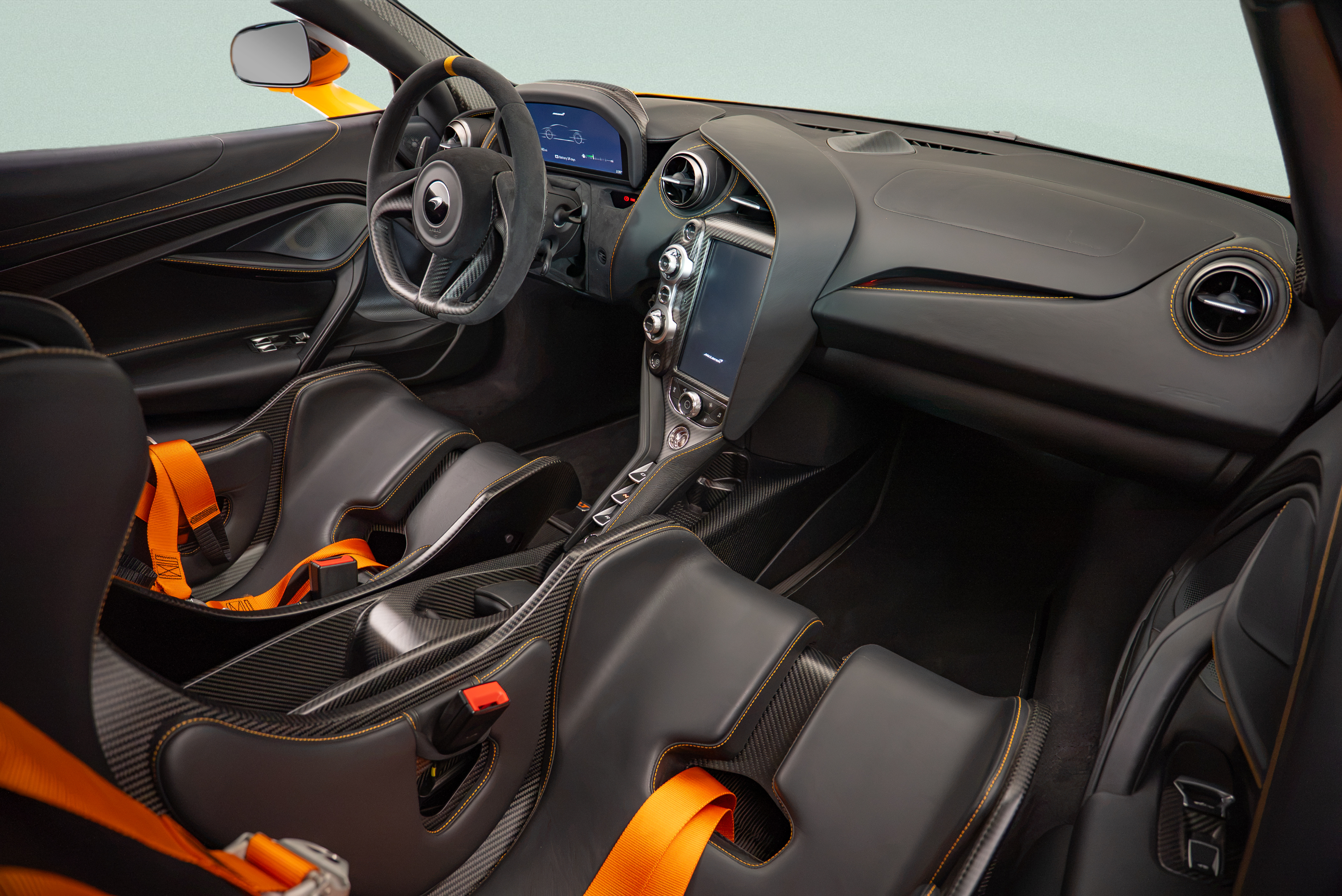 2021 McLaren 765LT Coupe