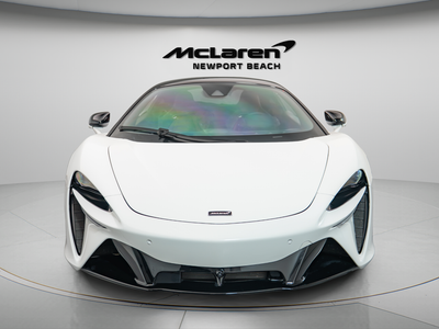 2023 McLaren Artura Coupe