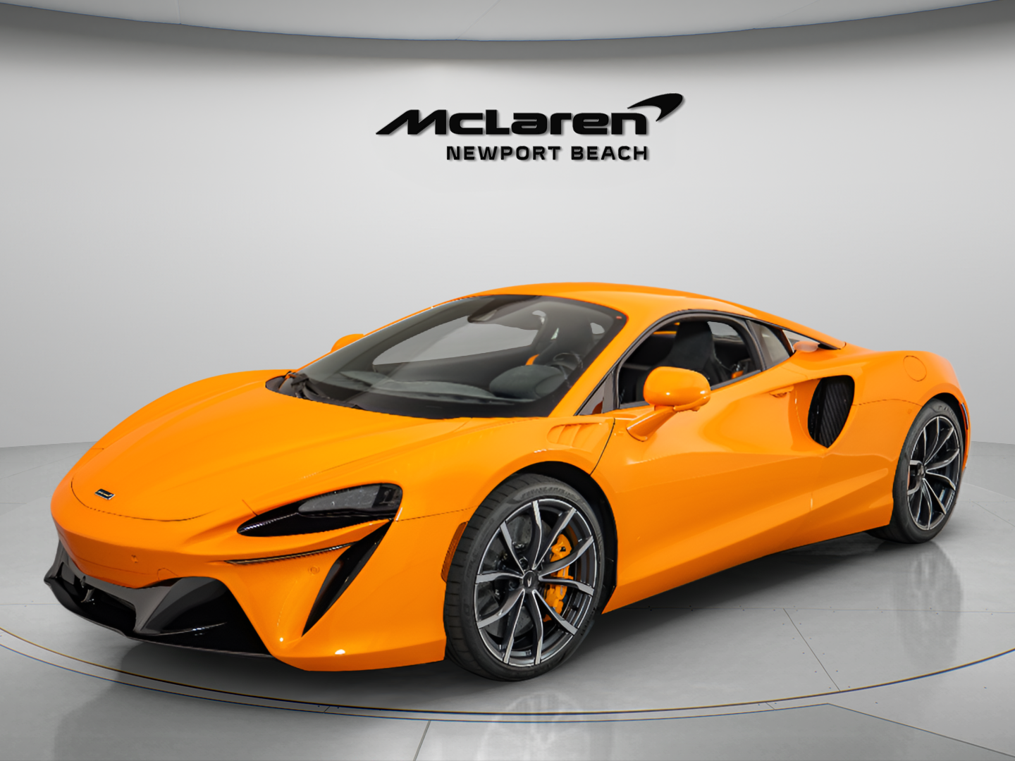 2023 McLaren Artura Base