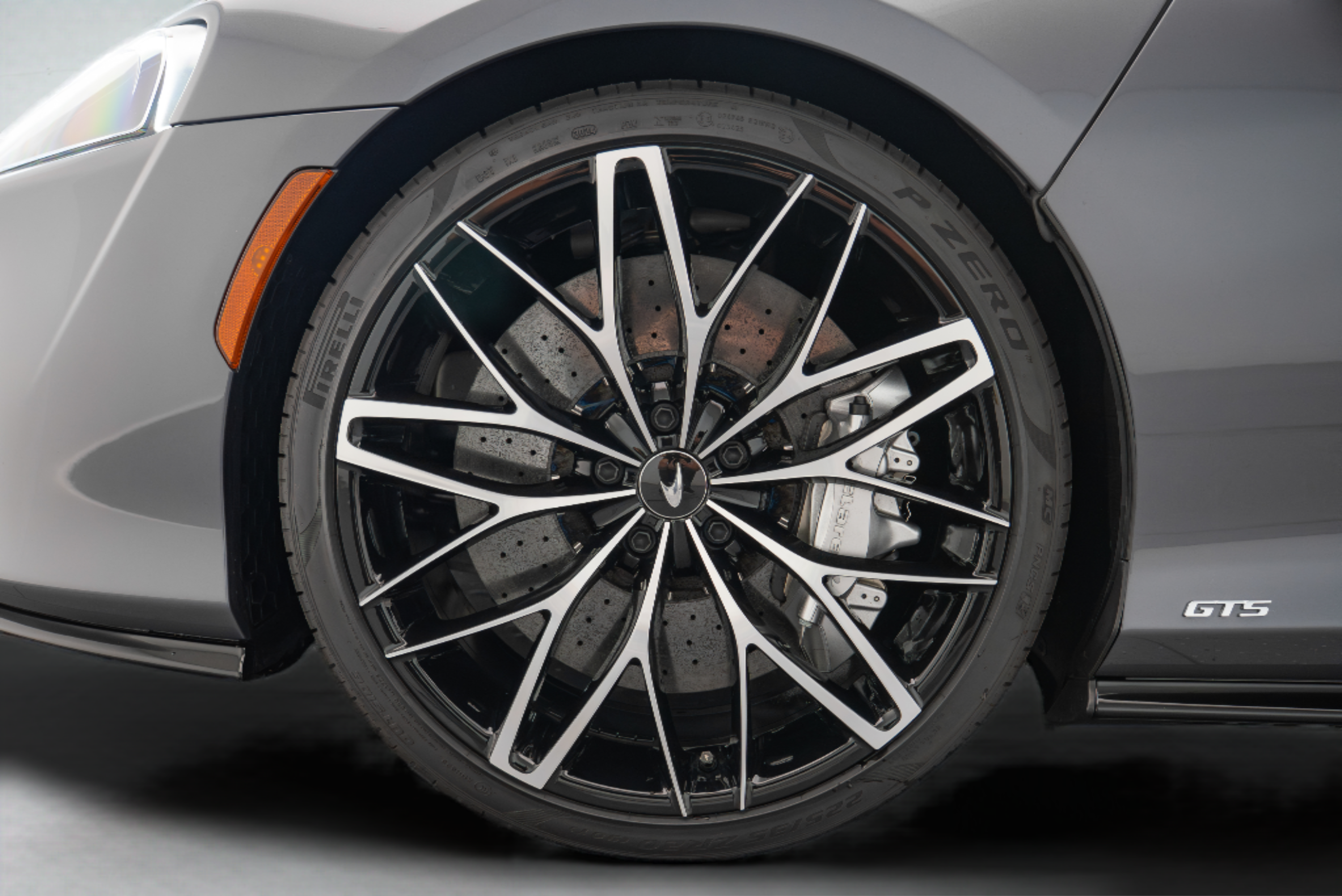 2025 McLaren GTS GTS