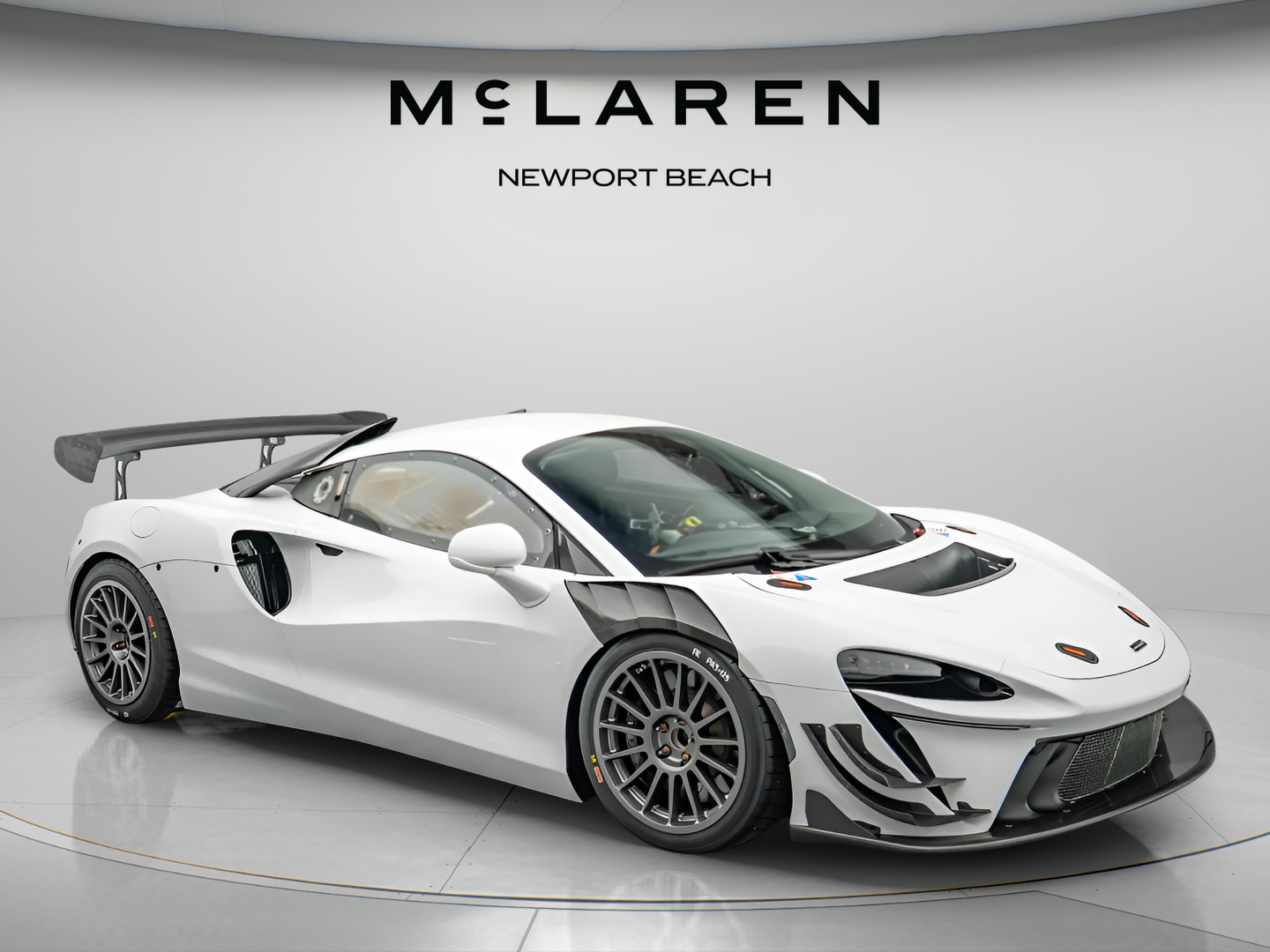 2023 McLaren Artura Trophy EVO