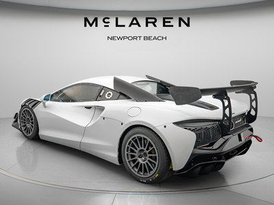 2023 McLaren Artura Trophy EVO
