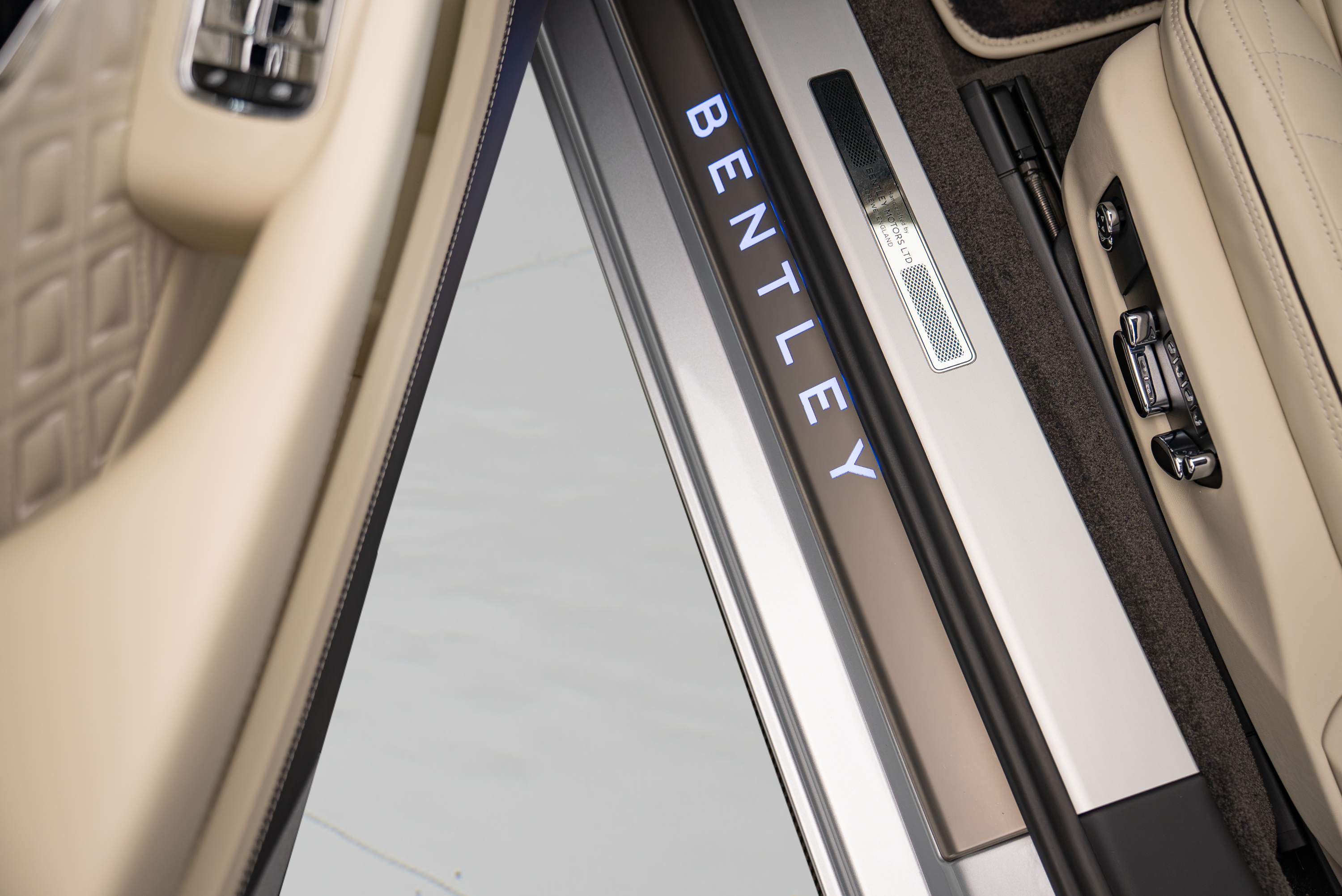 2022 Bentley Continental GT V8