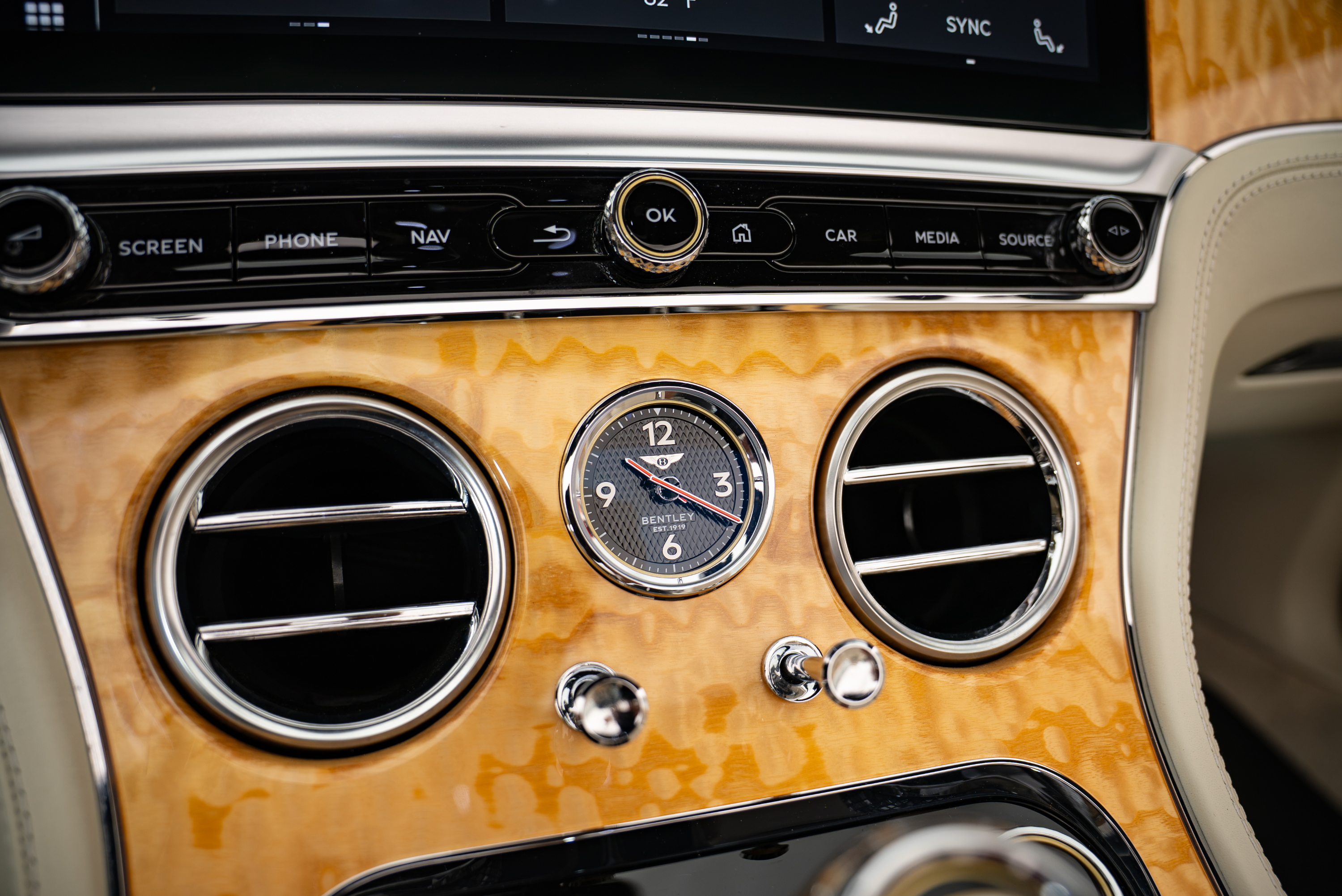 2020 Bentley Continental GTC V8