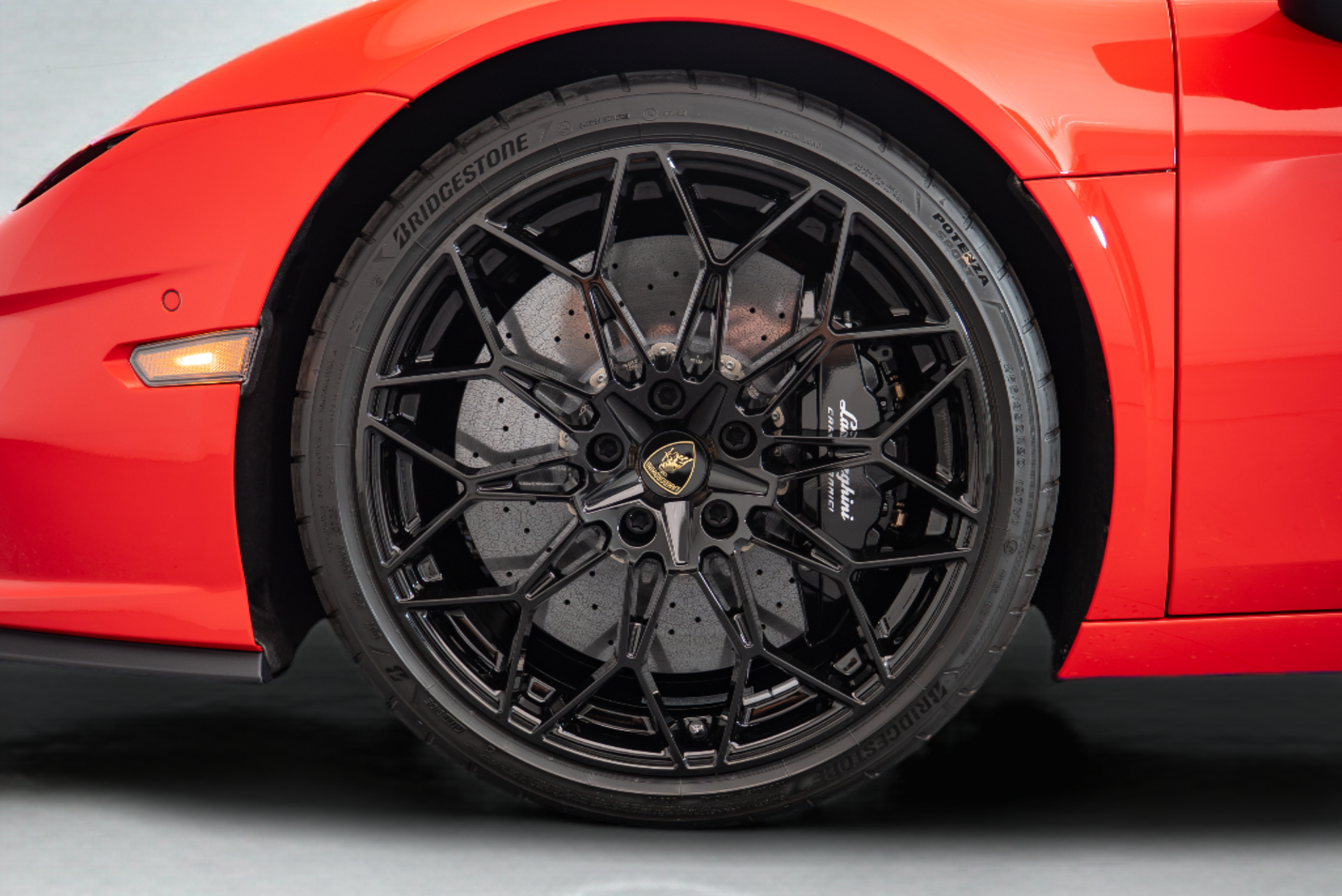 2026 Lamborghini Temerario Base