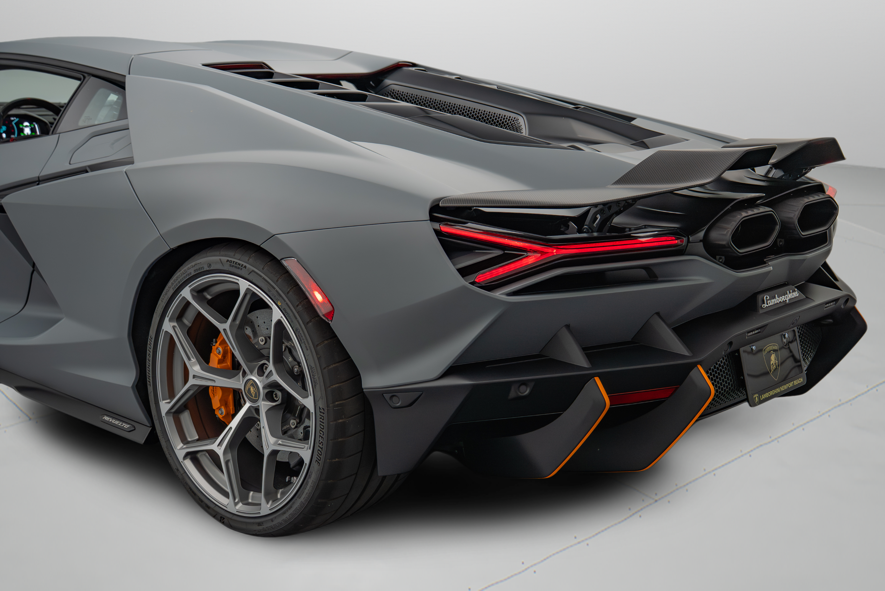 2026 Lamborghini Revuelto Revuelto