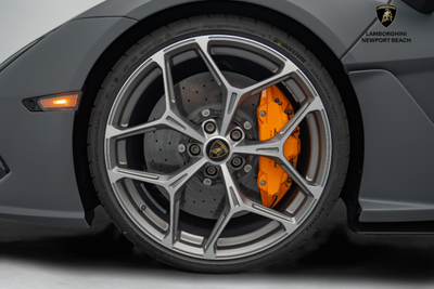 2026 Lamborghini Revuelto Revuelto