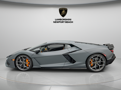 2026 Lamborghini Revuelto Revuelto