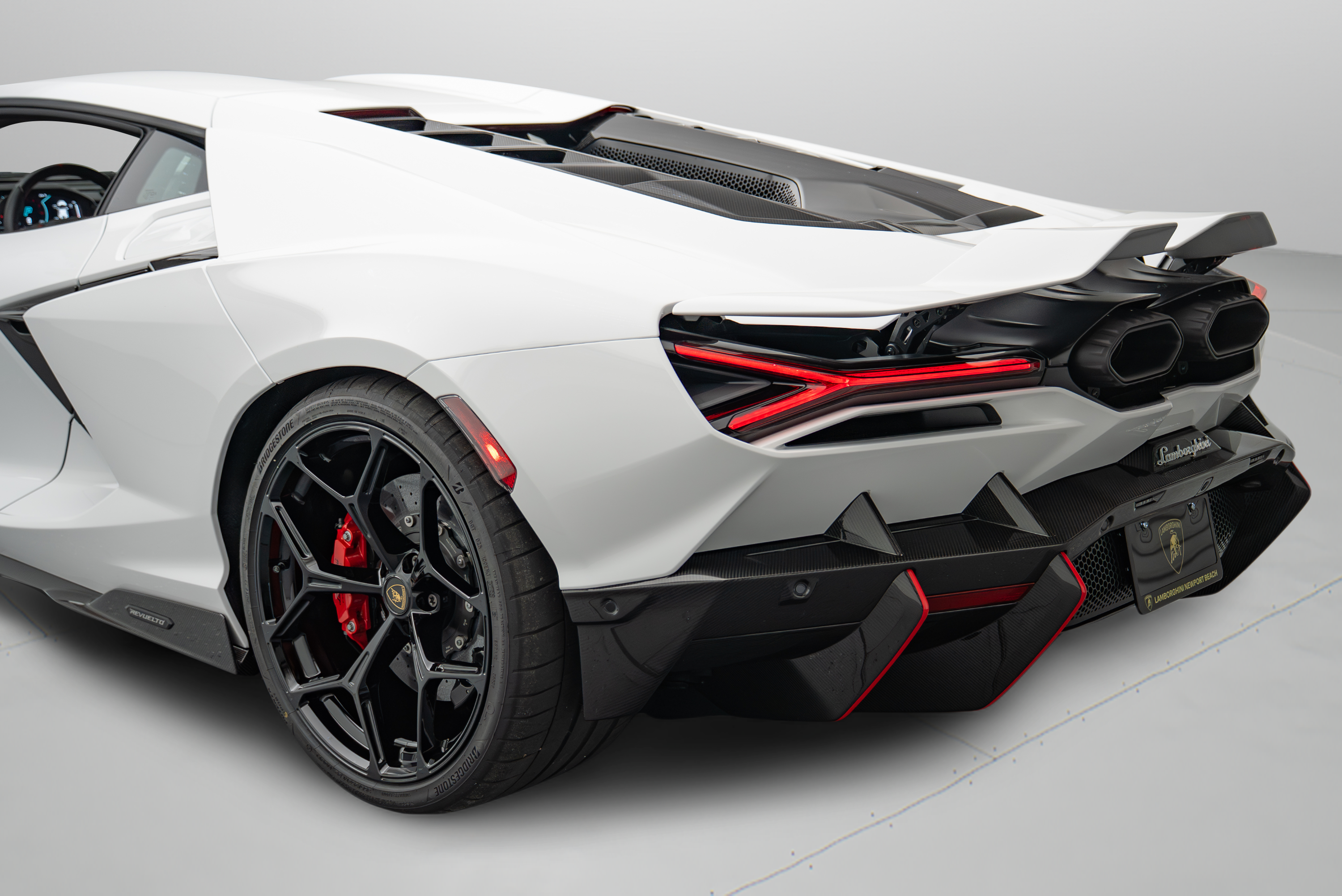 2026 Lamborghini Revuelto Revuelto