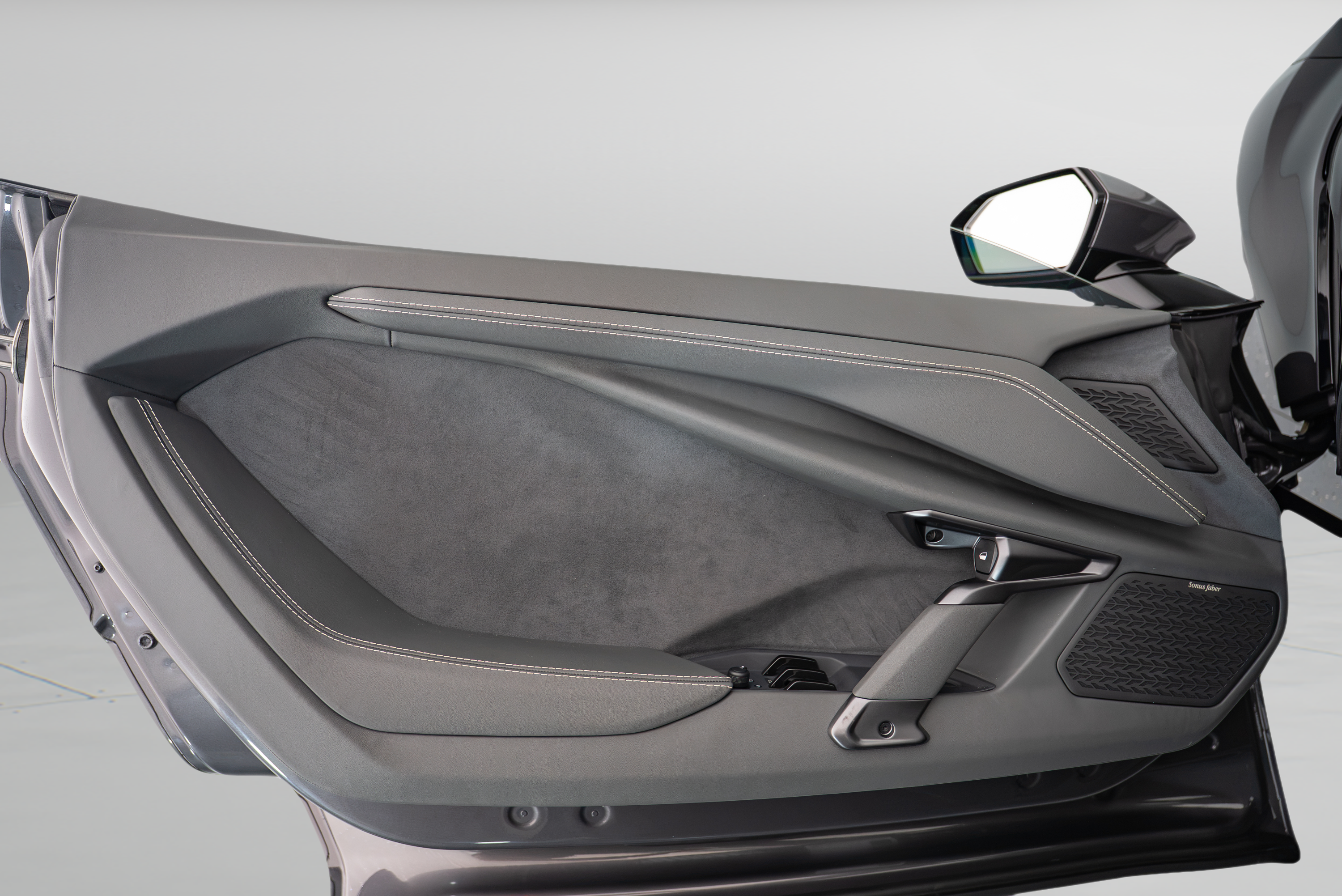 2026 Lamborghini Revuelto Base