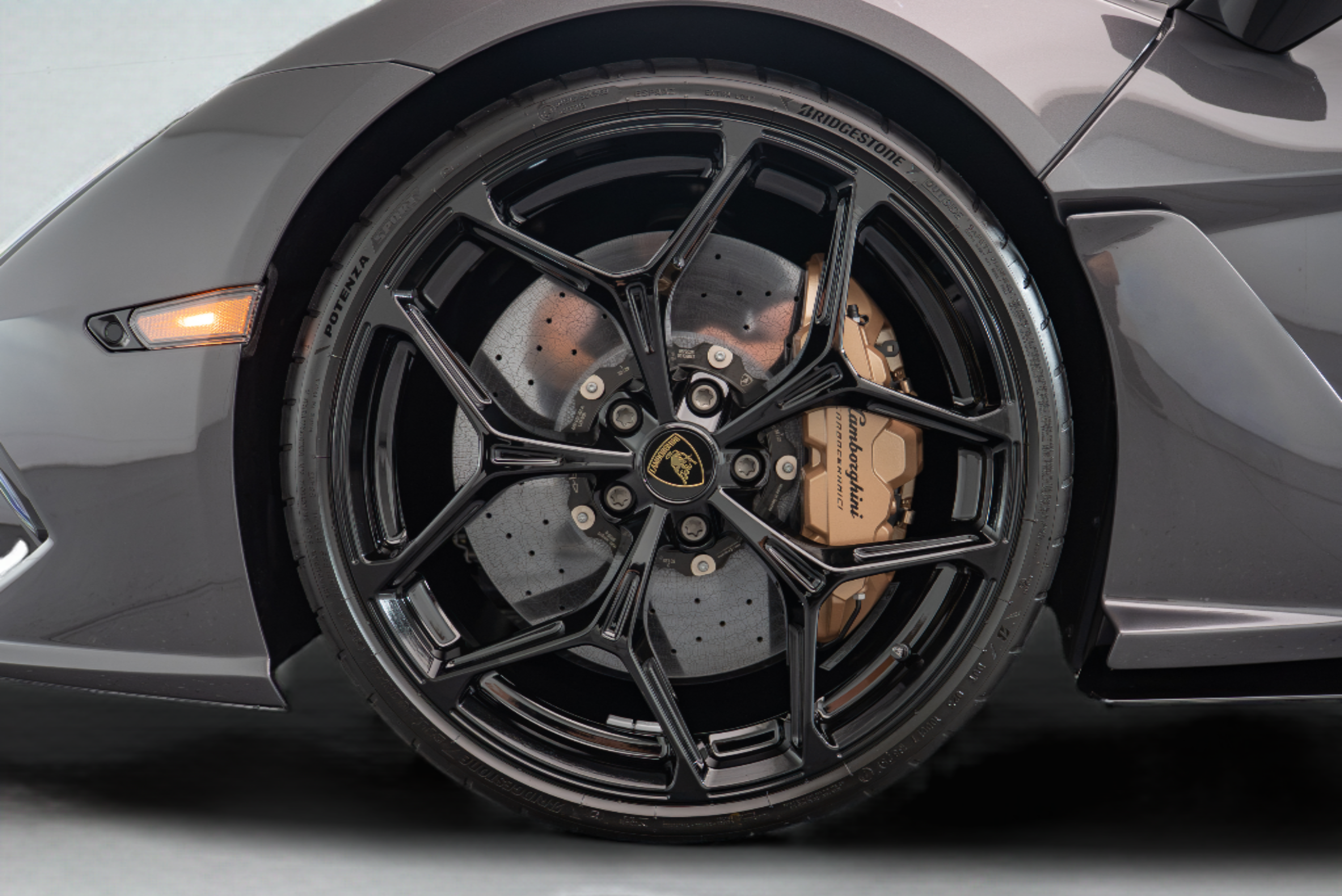 2026 Lamborghini Revuelto Base