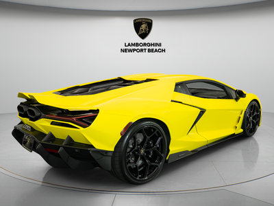 2026 Lamborghini Revuelto Base