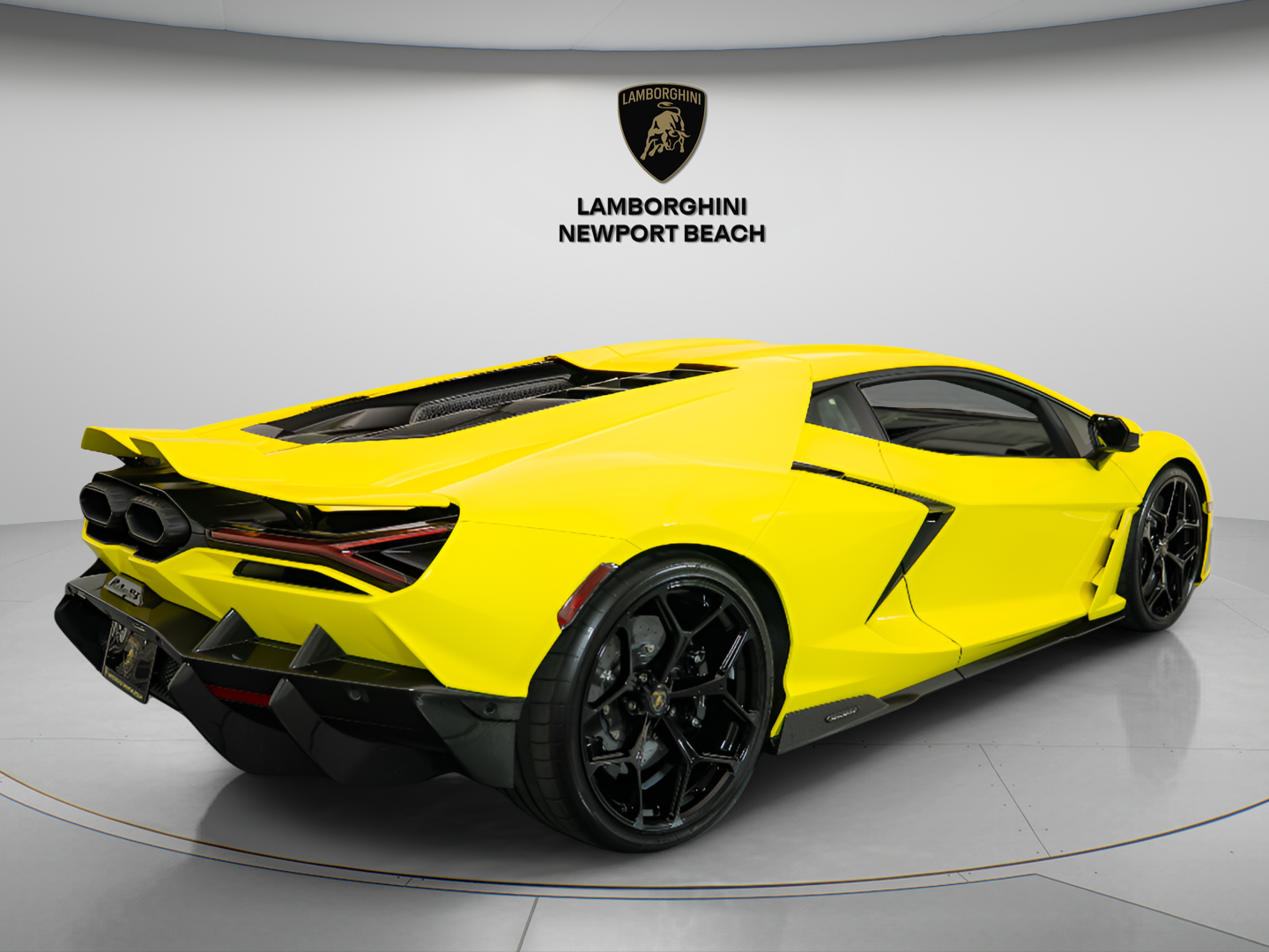 2026 Lamborghini Revuelto Base