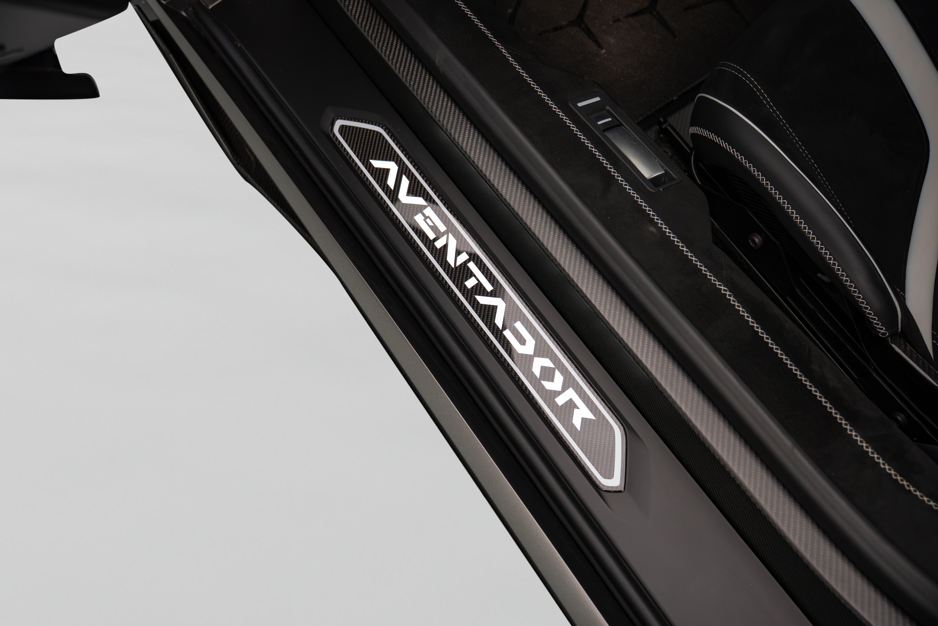 2020 Lamborghini Aventador LP 770-4 SVJ