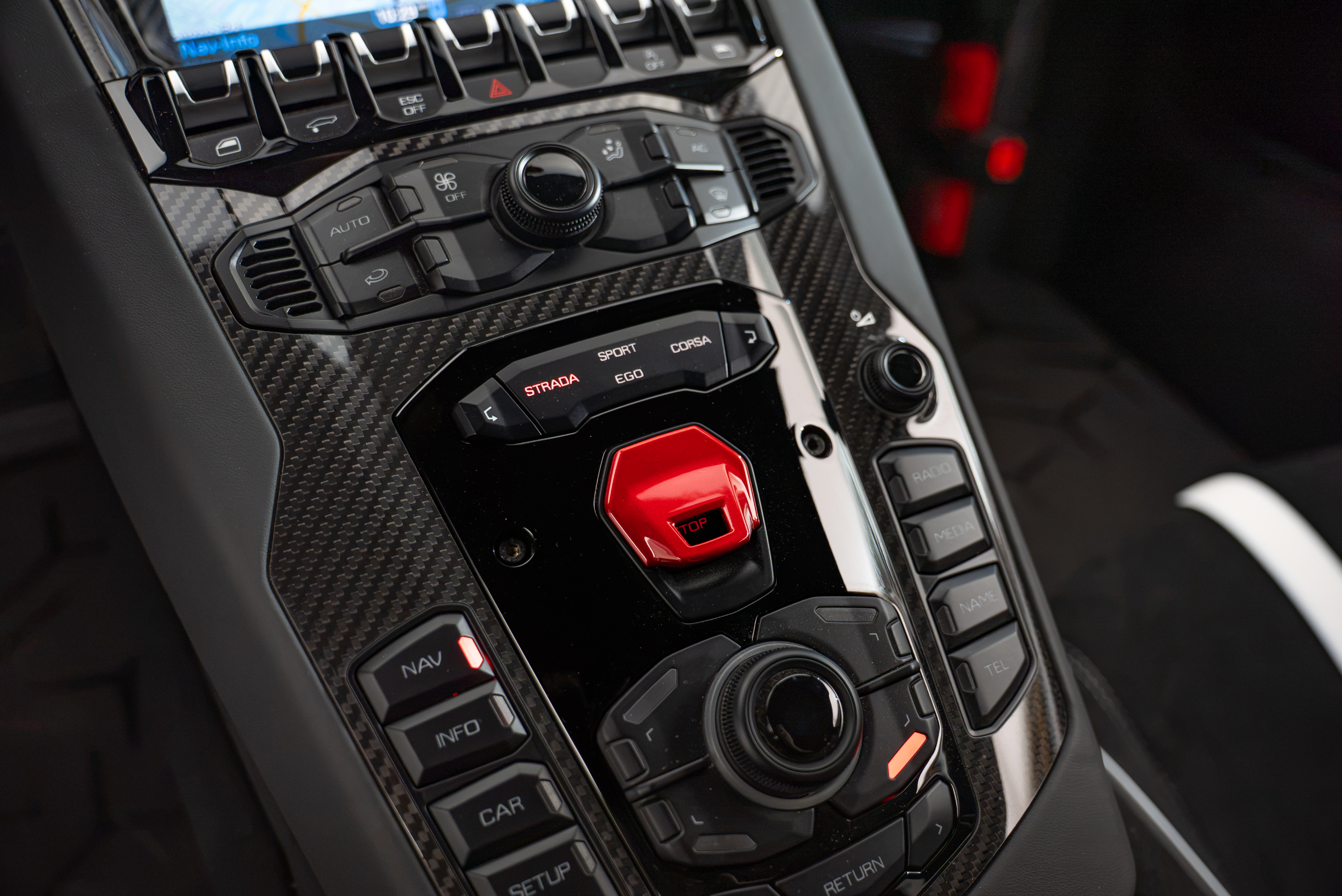 2020 Lamborghini Aventador LP 770-4 SVJ