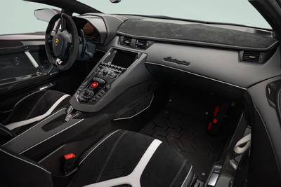 2020 Lamborghini Aventador LP 770-4 SVJ