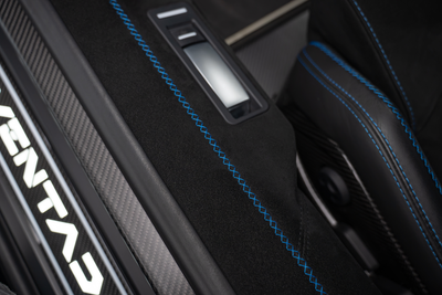 2020 Lamborghini Aventador LP 770-4 SVJ