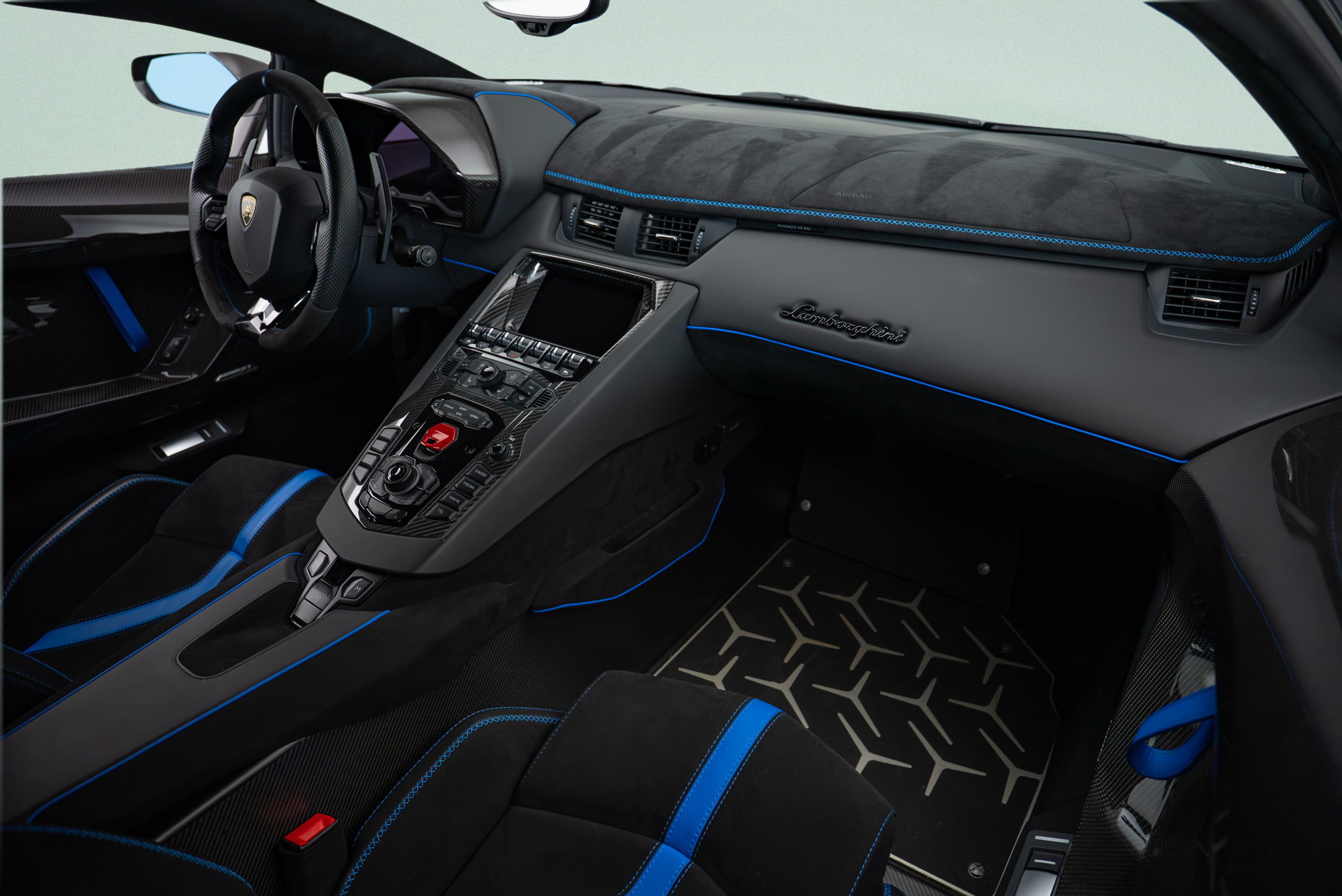 2020 Lamborghini Aventador LP 770-4 SVJ
