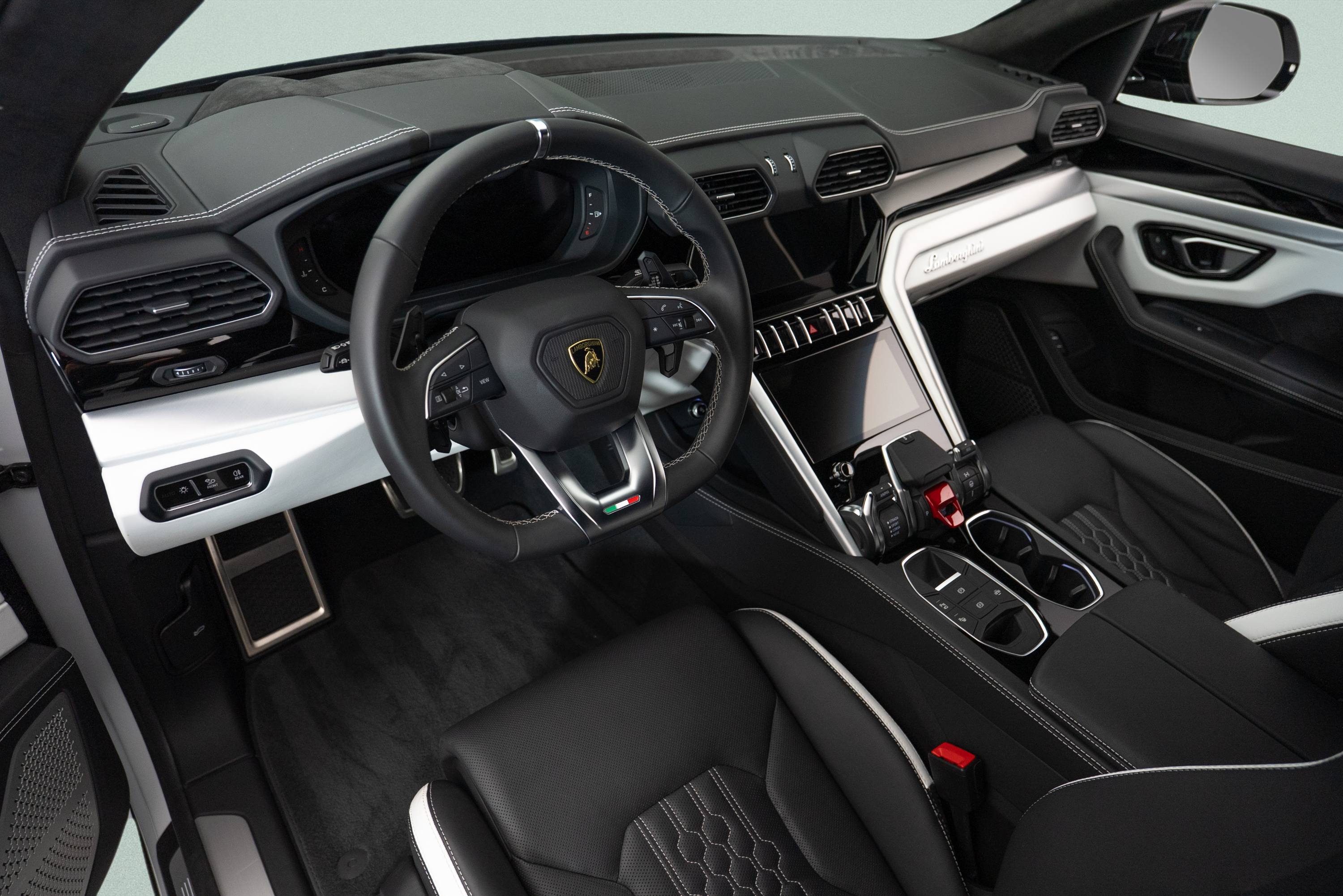2024 Lamborghini Urus S