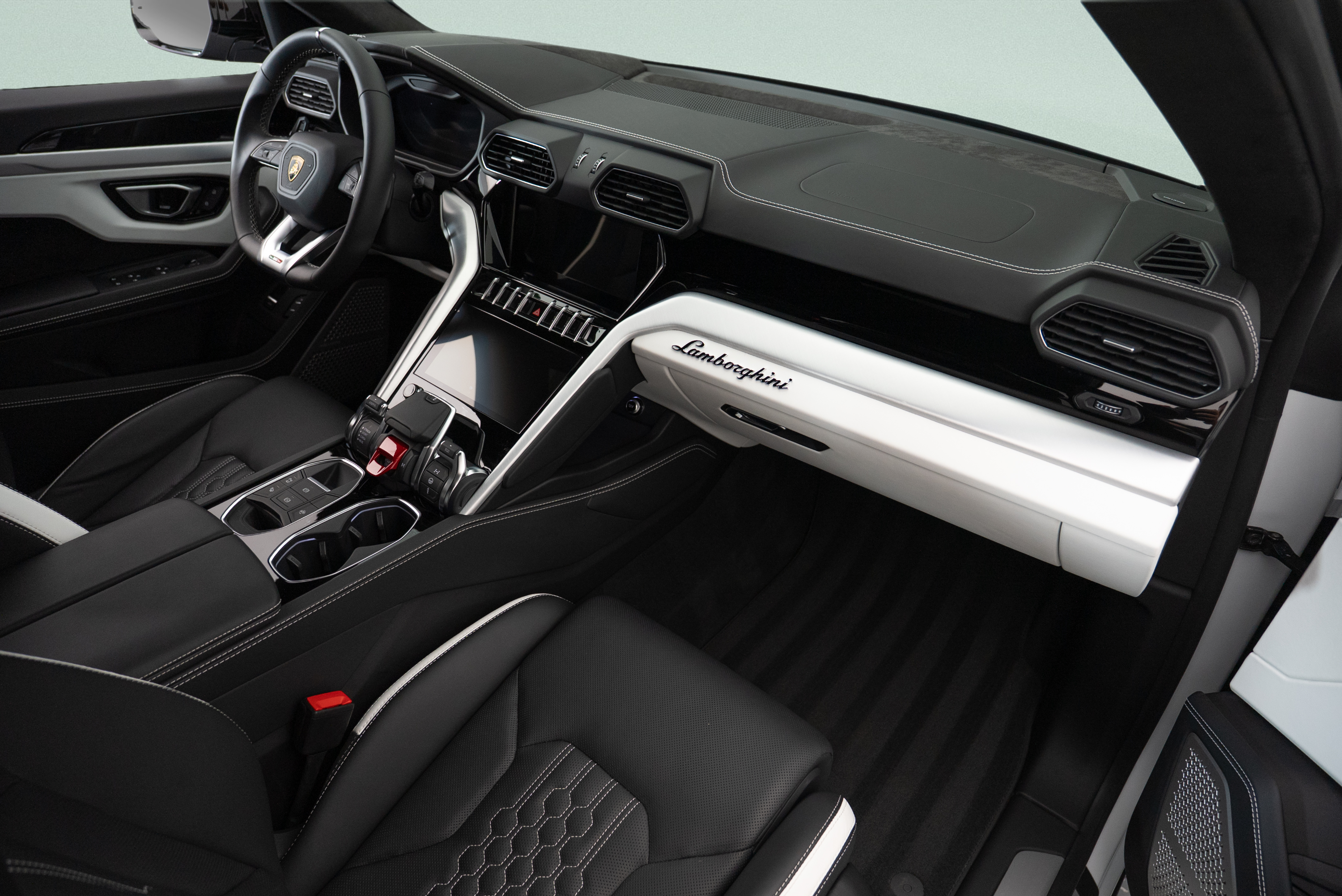 2024 Lamborghini Urus S