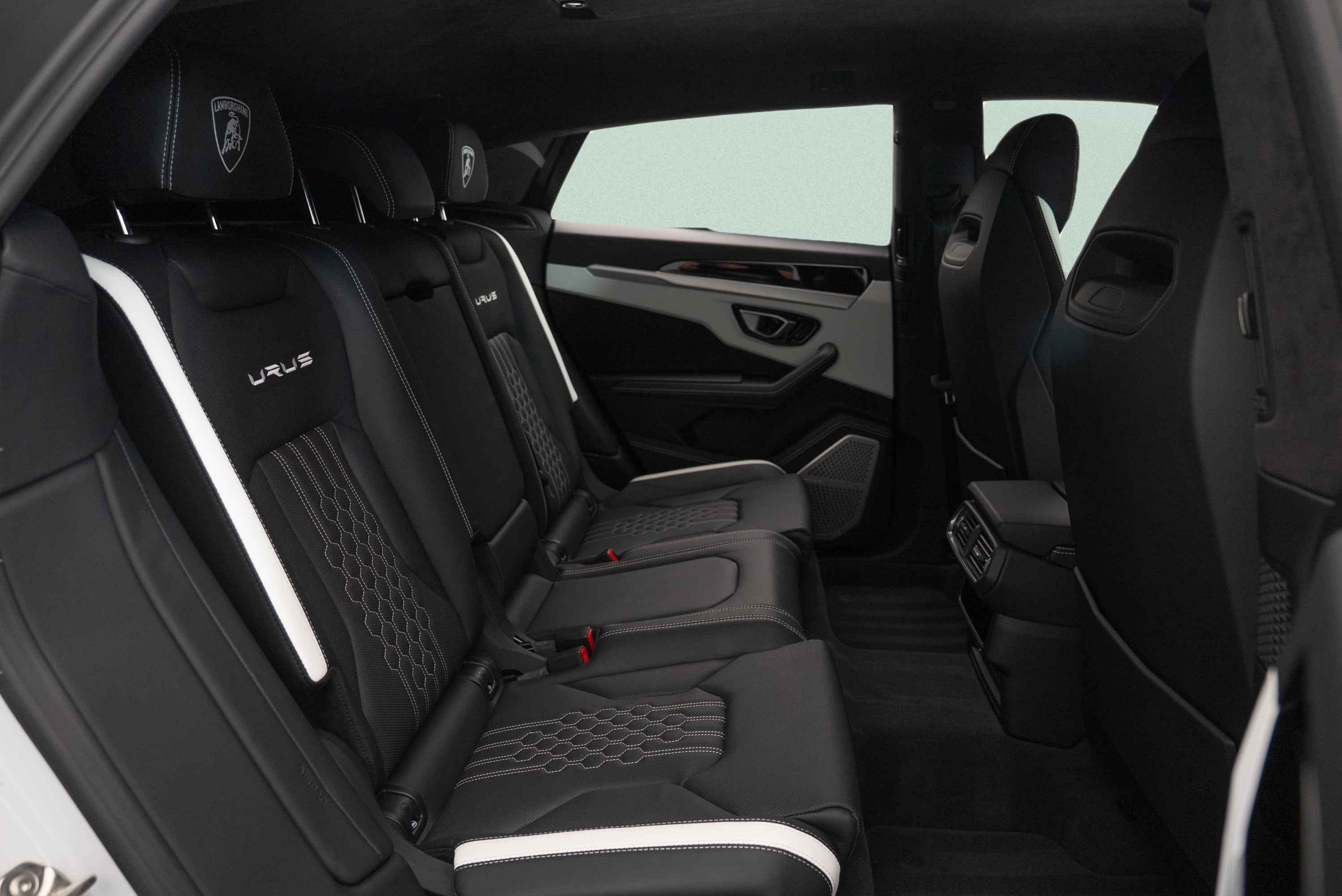 2024 Lamborghini Urus S