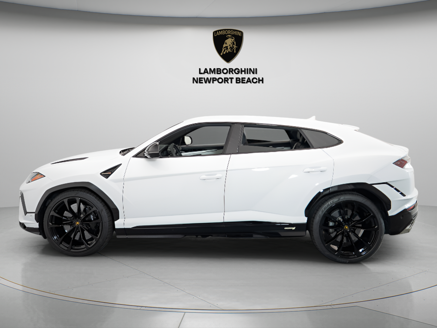 2024 Lamborghini Urus S