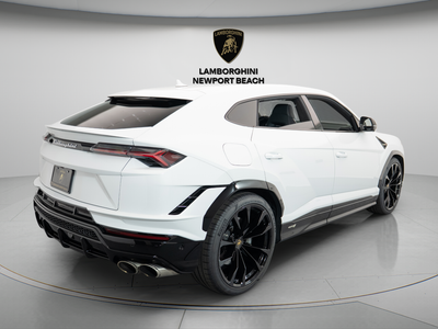 2024 Lamborghini Urus S