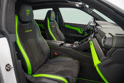 2023 Lamborghini Urus S