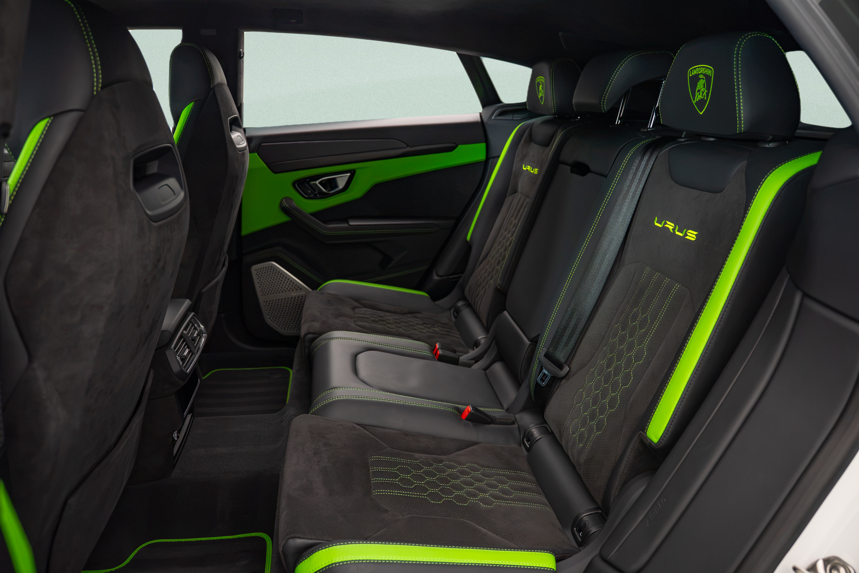 2023 Lamborghini Urus S