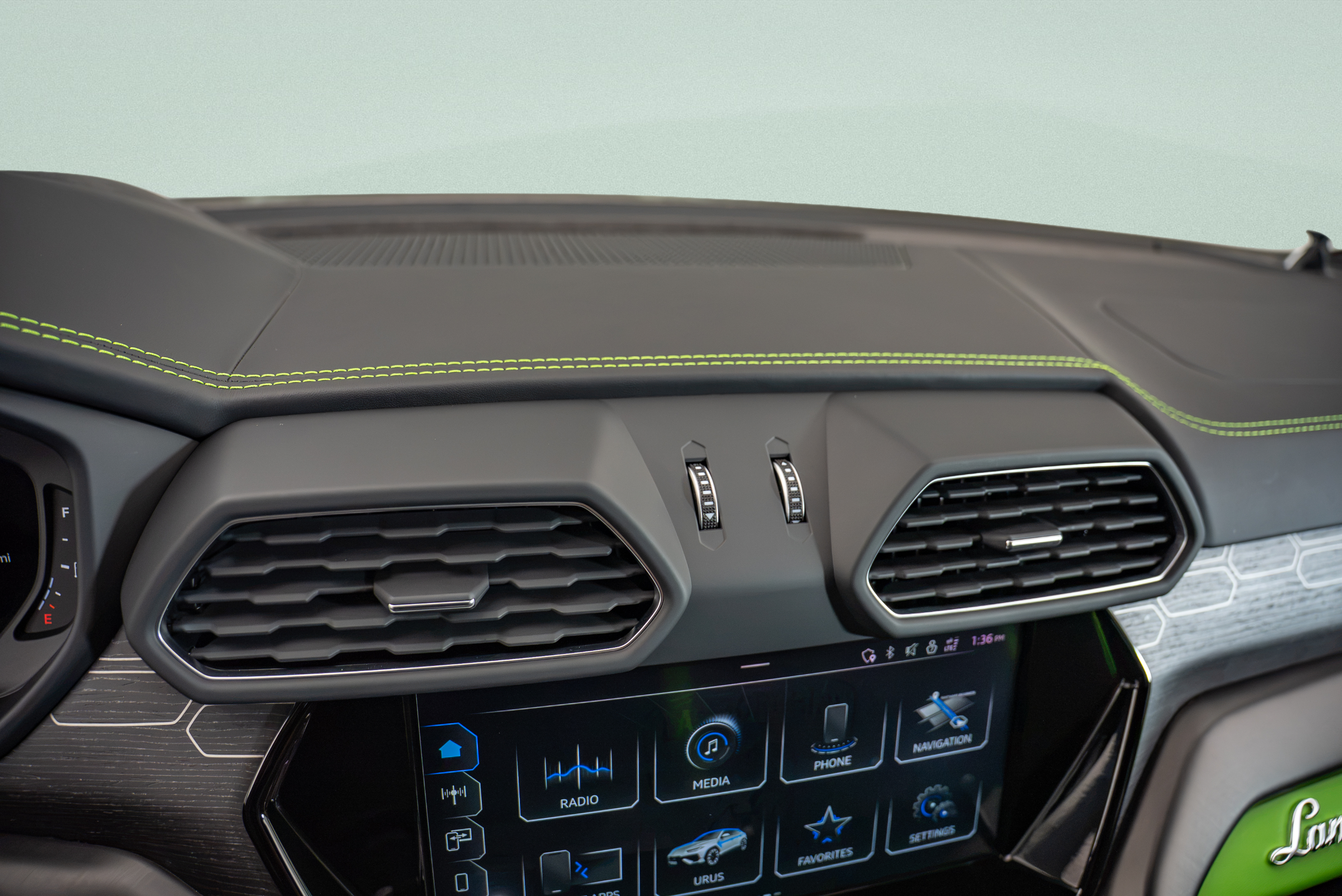 2023 Lamborghini Urus S