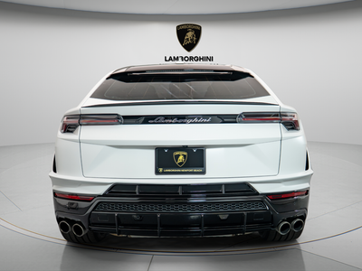 2023 Lamborghini Urus S