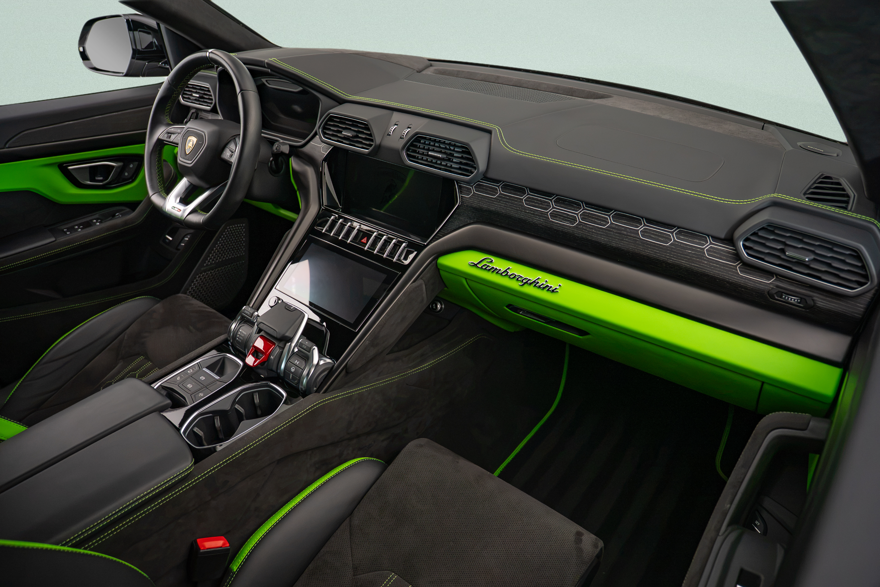 2023 Lamborghini Urus S