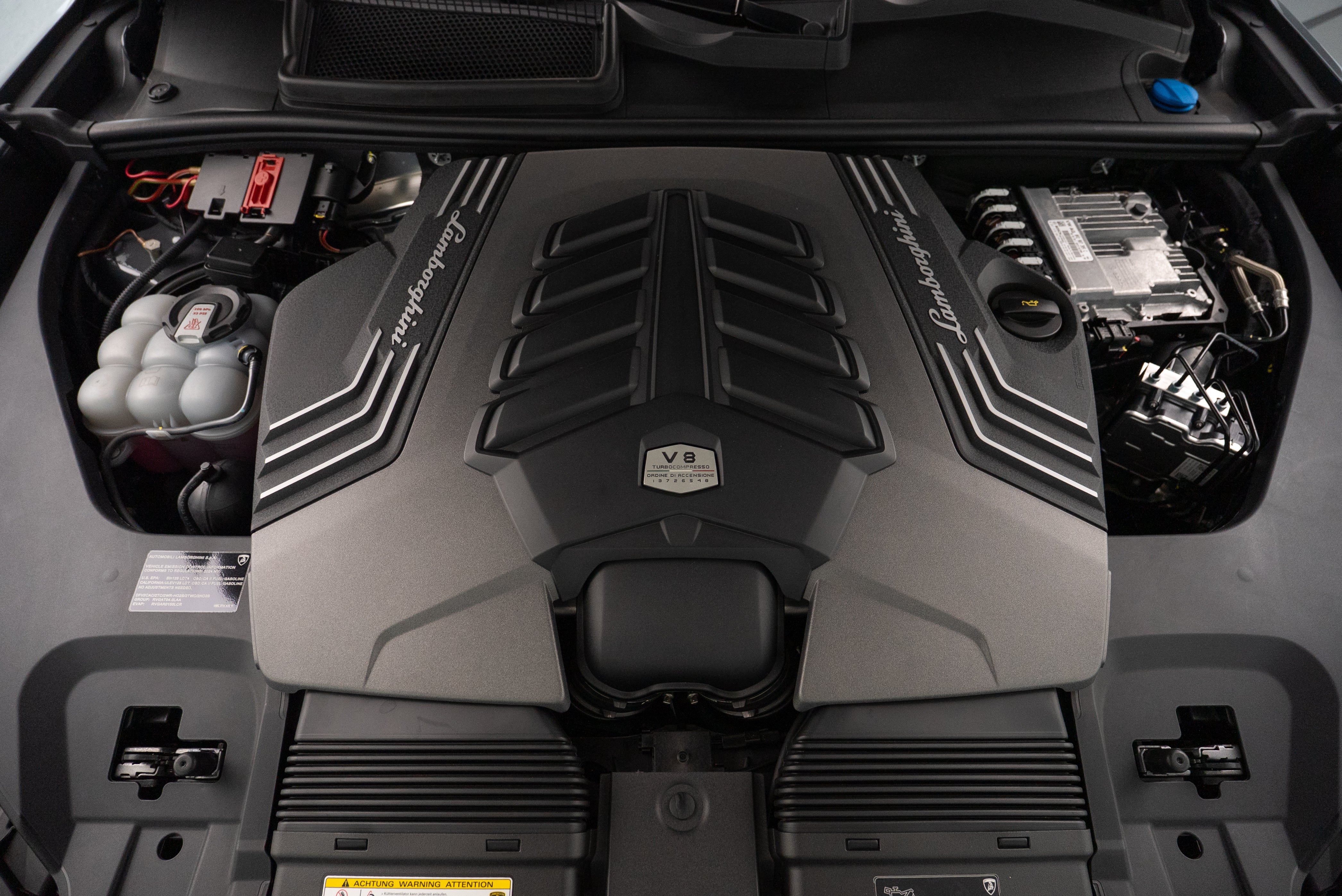 2024 Lamborghini Urus S