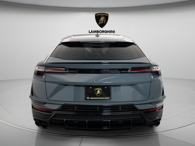 2024 Lamborghini Urus S