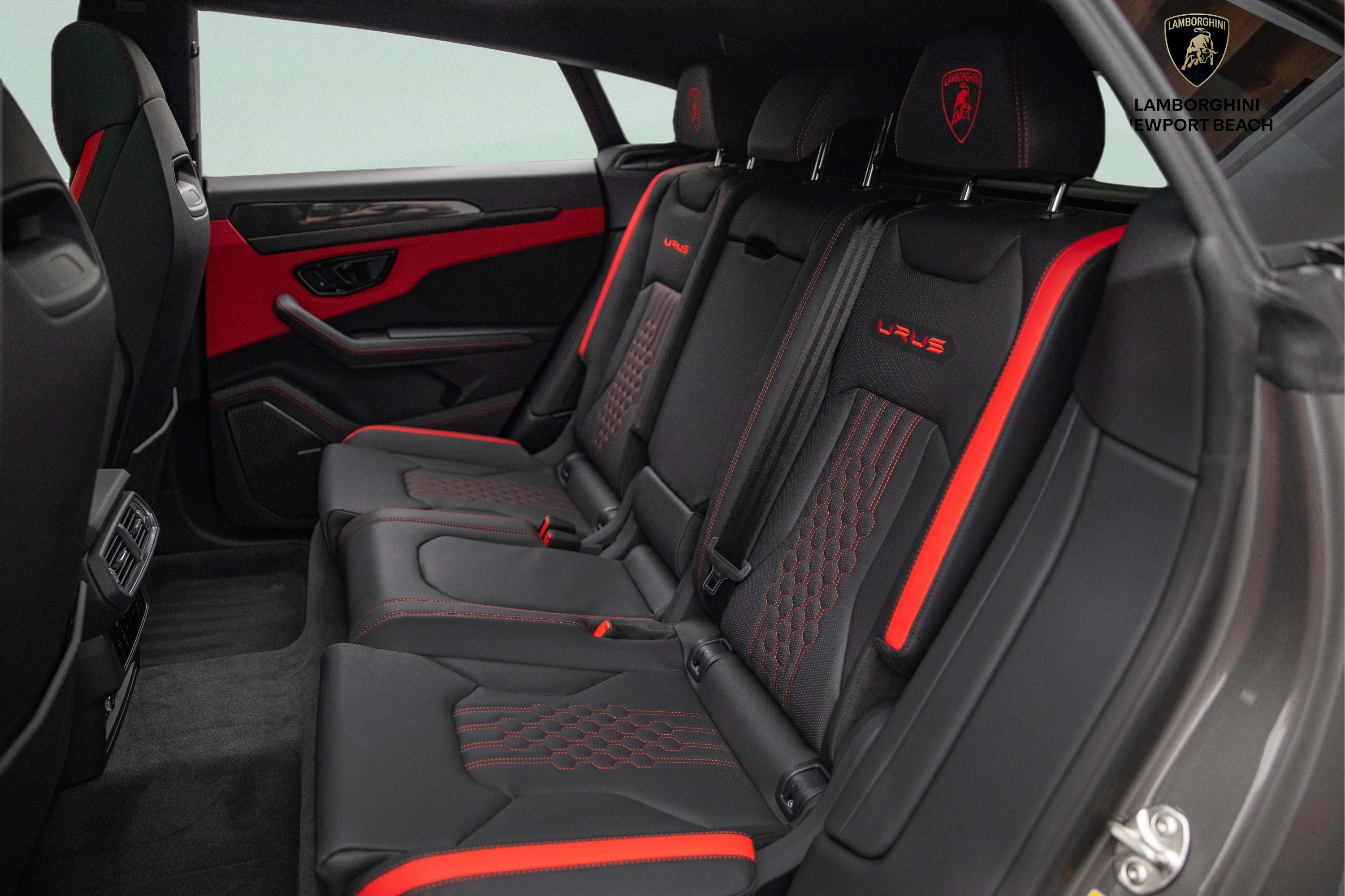2024 Lamborghini Urus S
