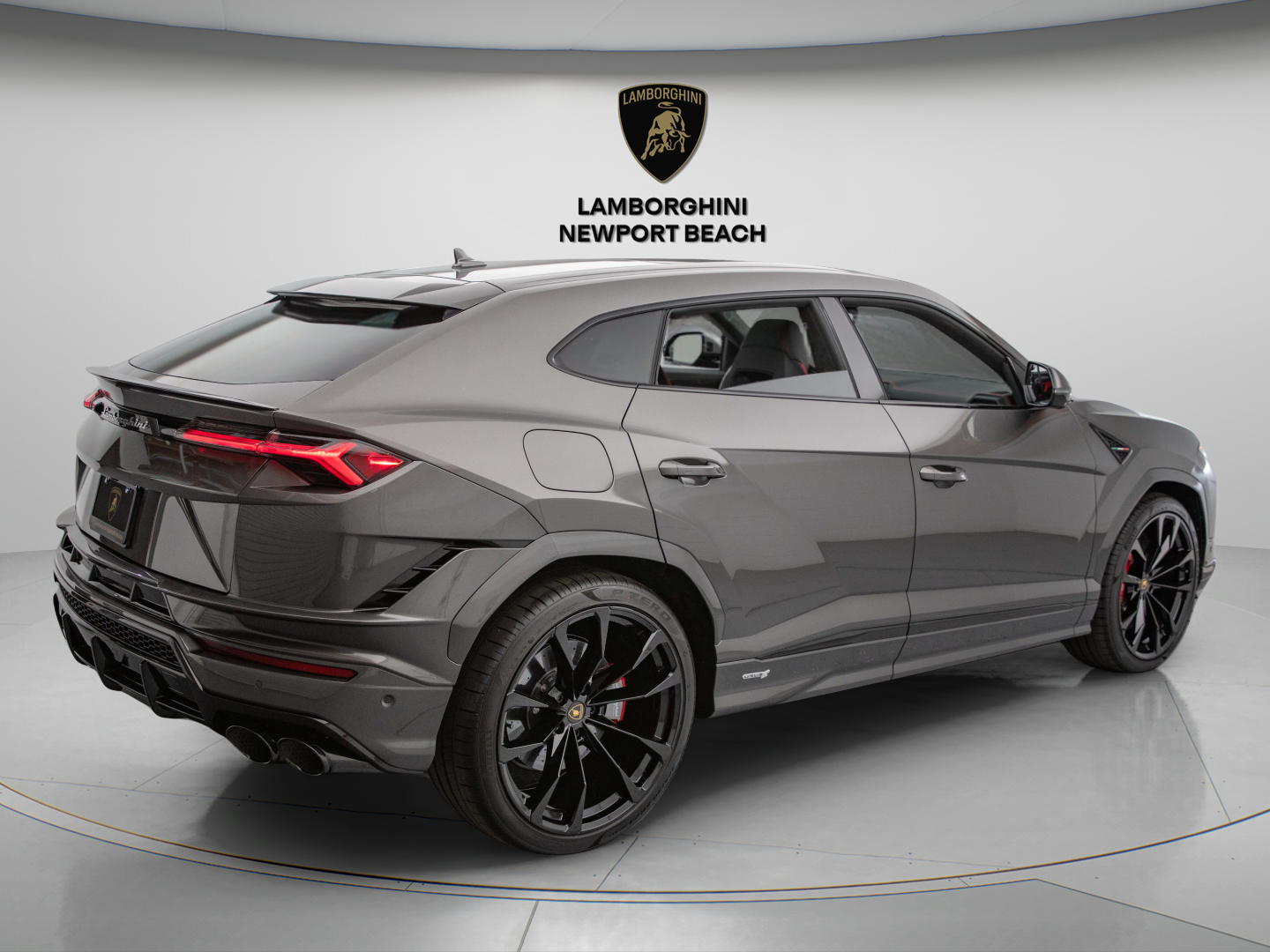 2024 Lamborghini Urus S