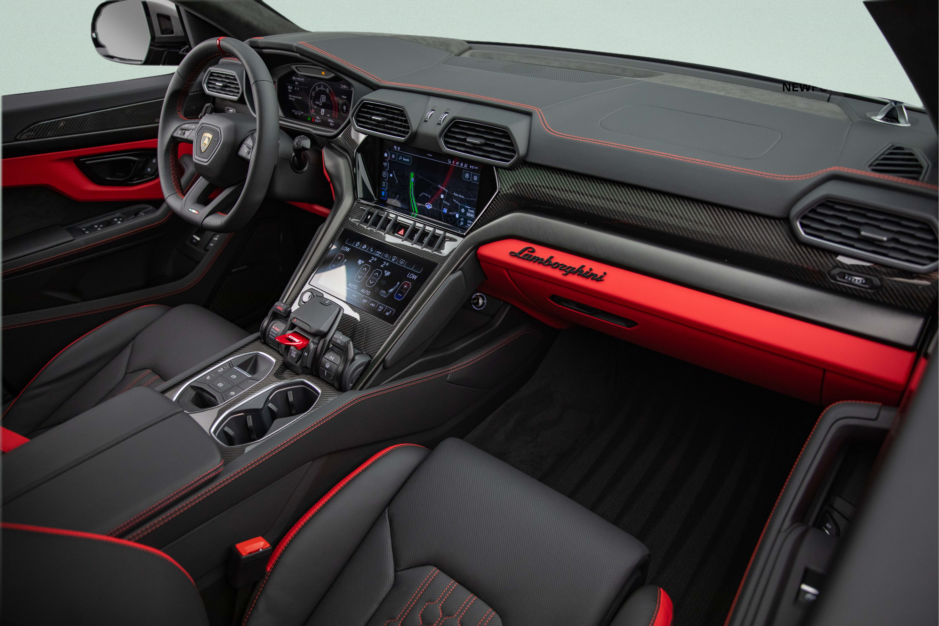 2024 Lamborghini Urus S
