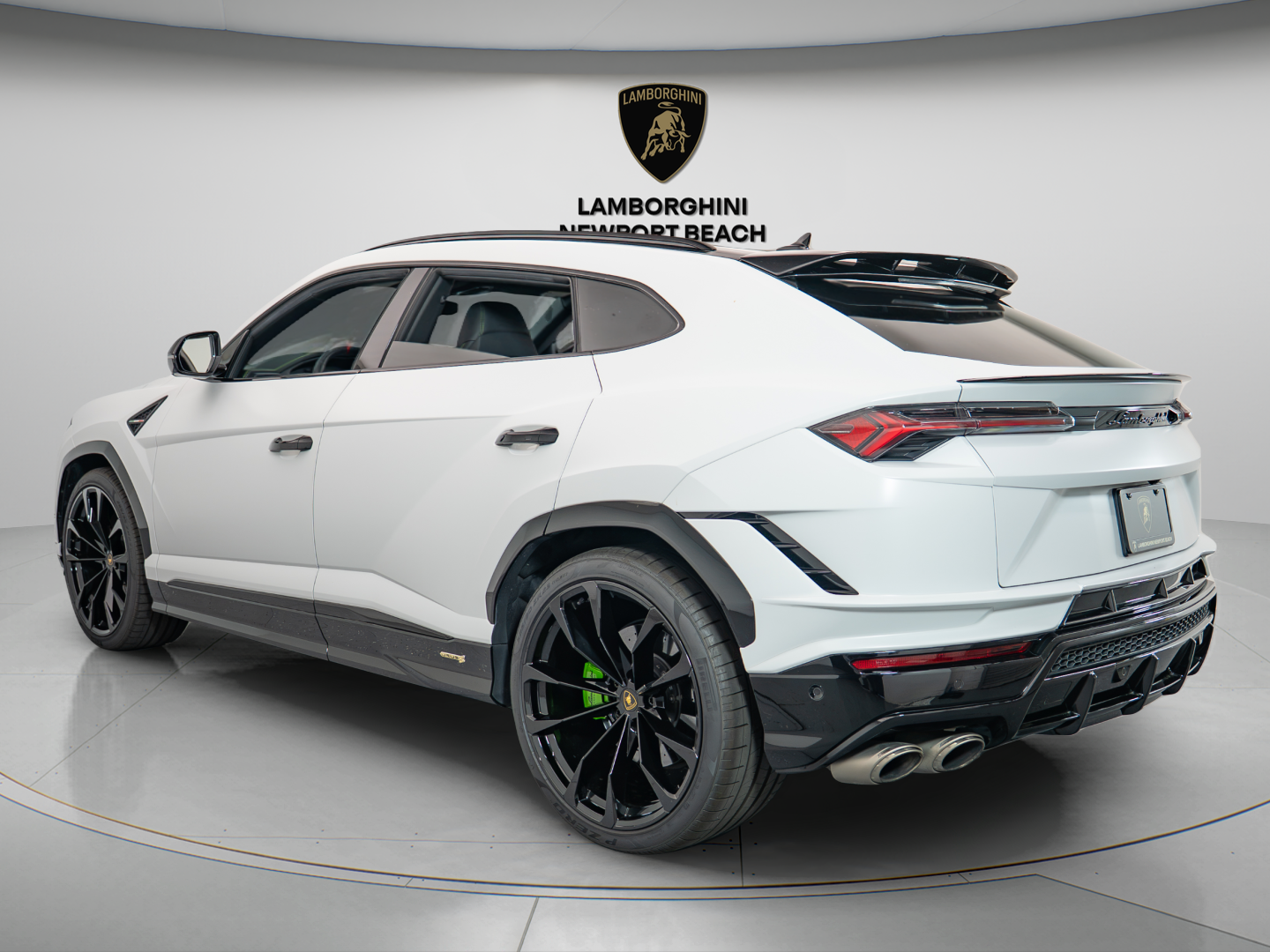 2024 Lamborghini Urus S