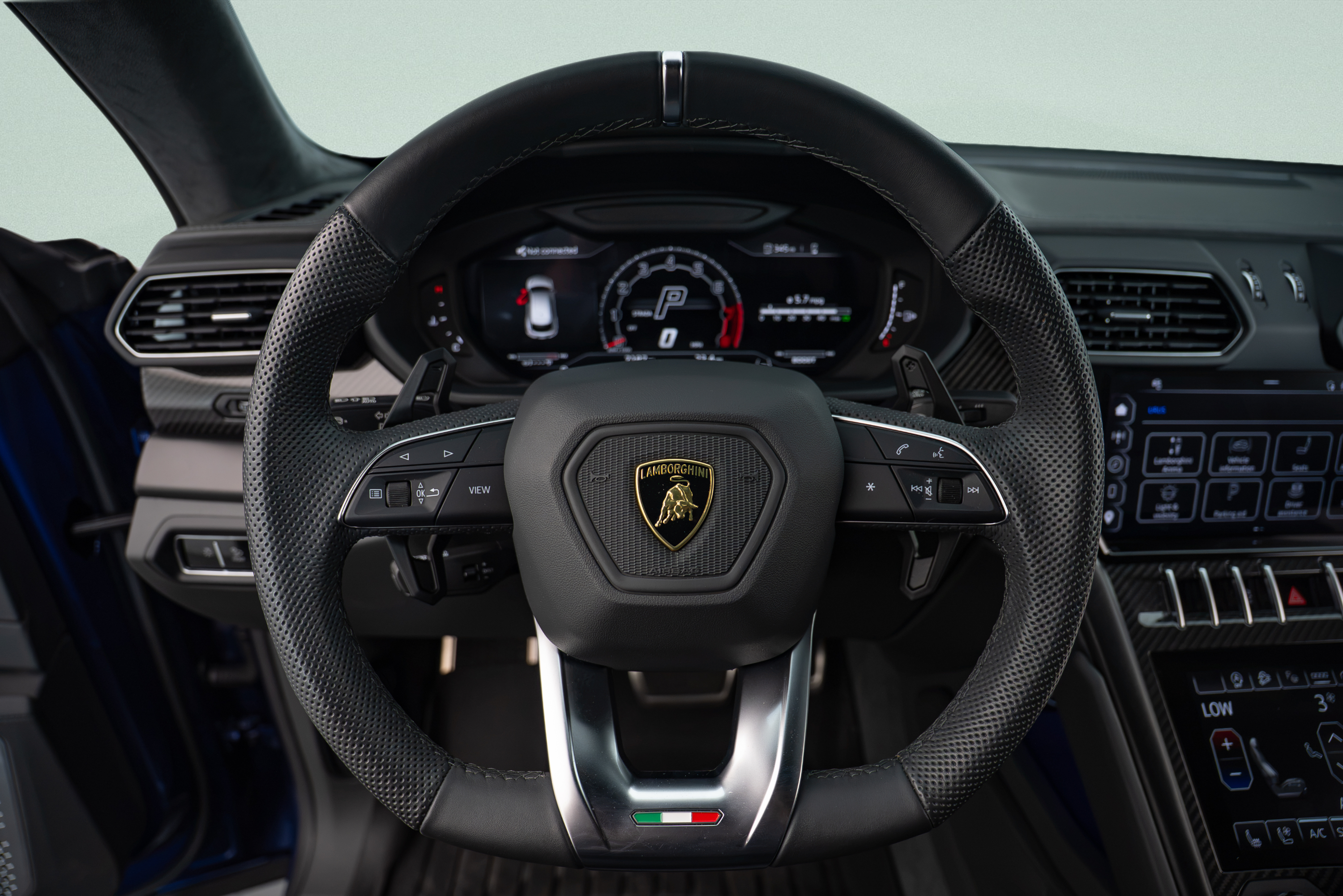 2024 Lamborghini Urus S