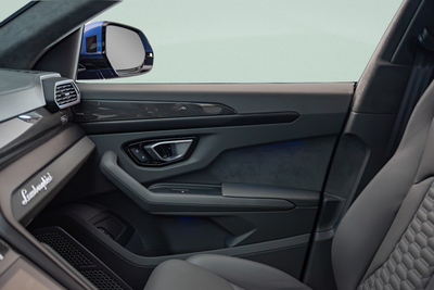 2024 Lamborghini Urus S