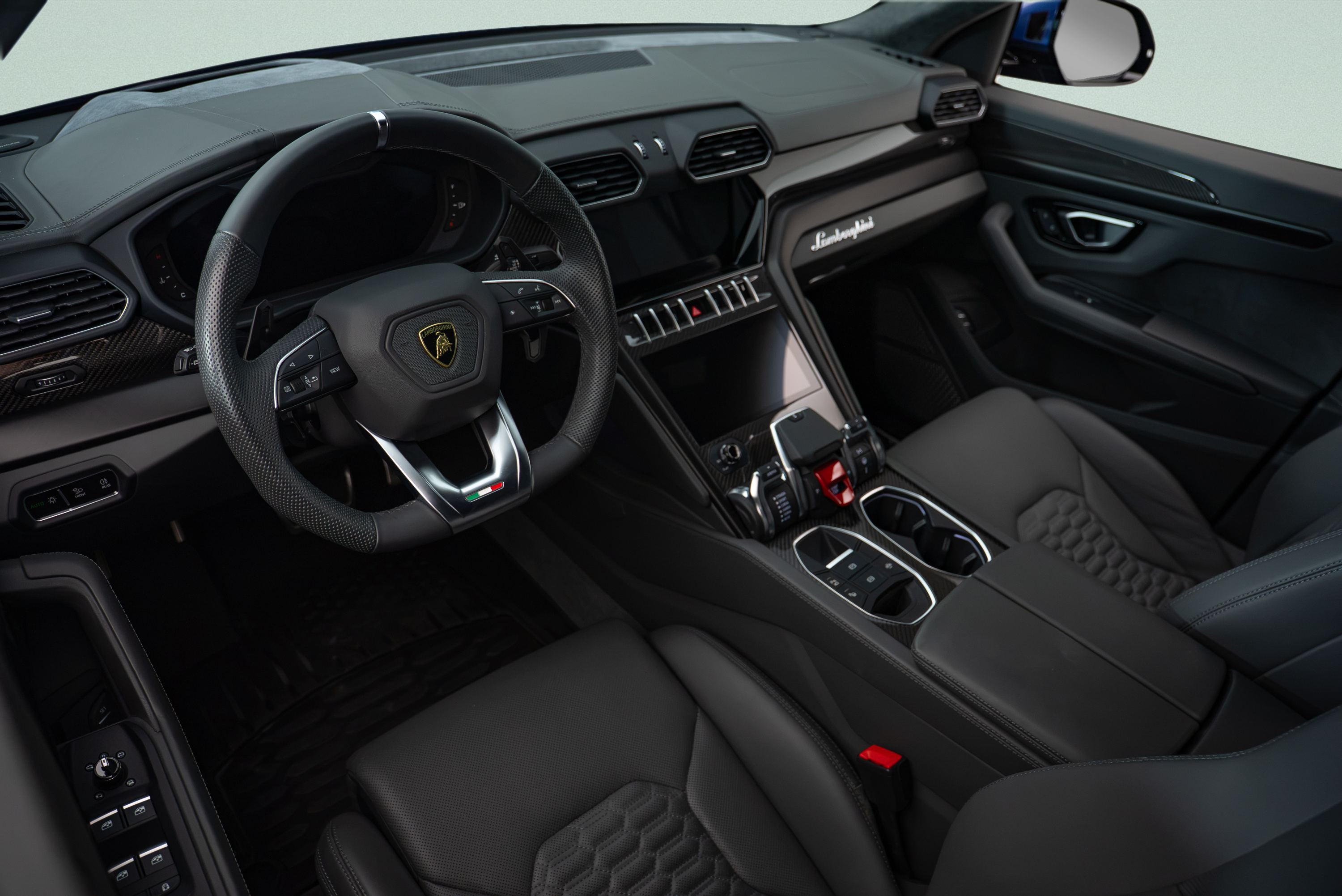 2024 Lamborghini Urus S